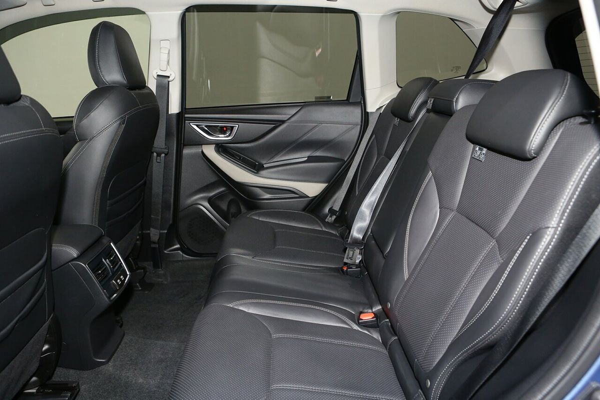 2024 Subaru Forester 2.5i Luxury Special Edition S5