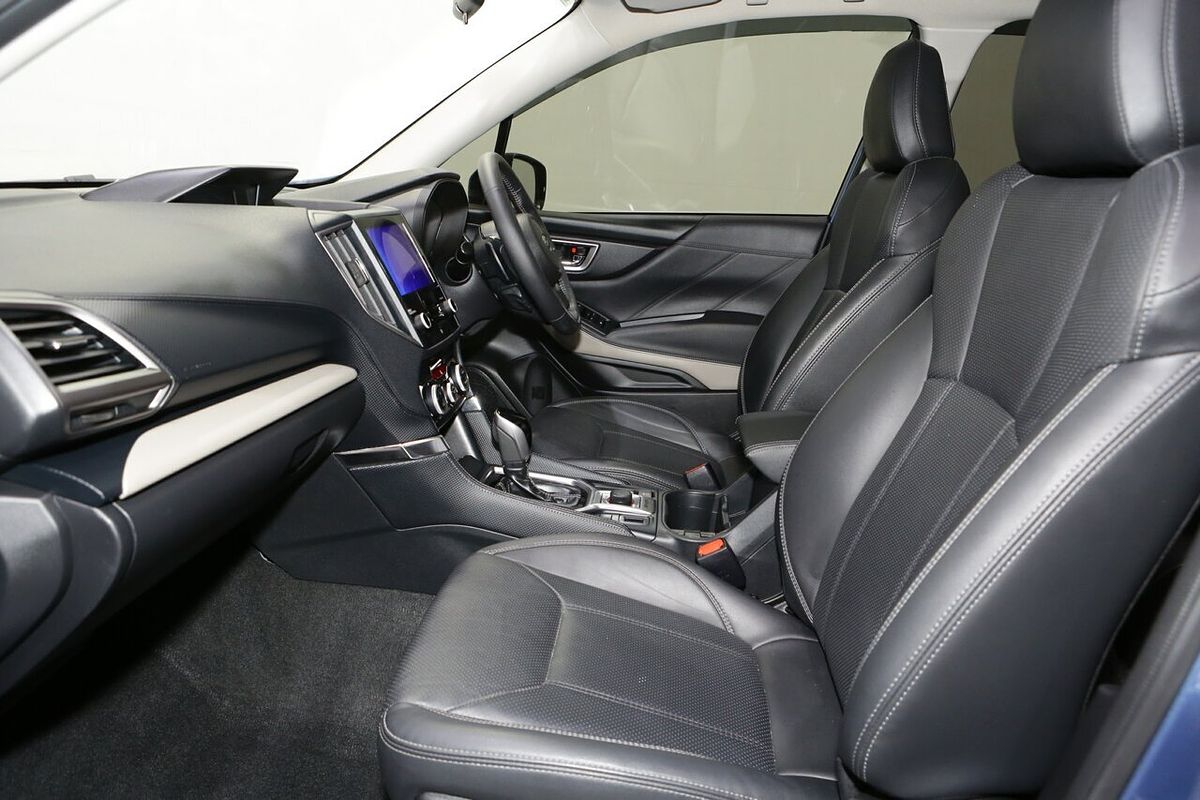 2024 Subaru Forester 2.5i Luxury Special Edition S5