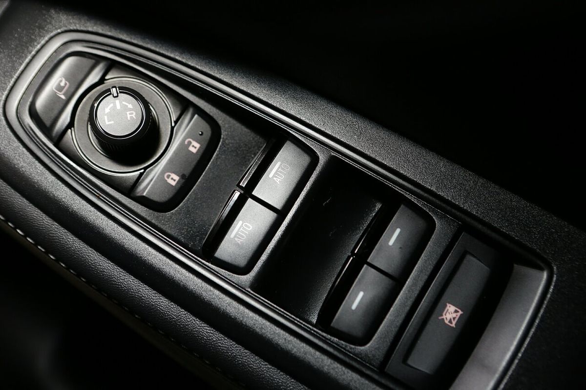 2024 Subaru Forester 2.5i Luxury Special Edition S5