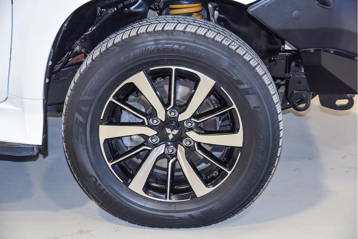 2018 Mitsubishi Pajero Sport GLS QE