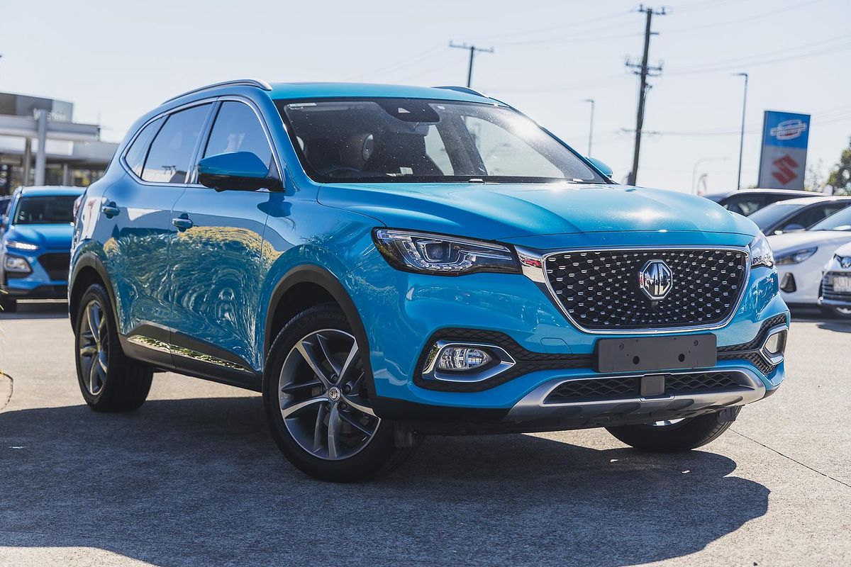 2022 MG HS Essence SAS23