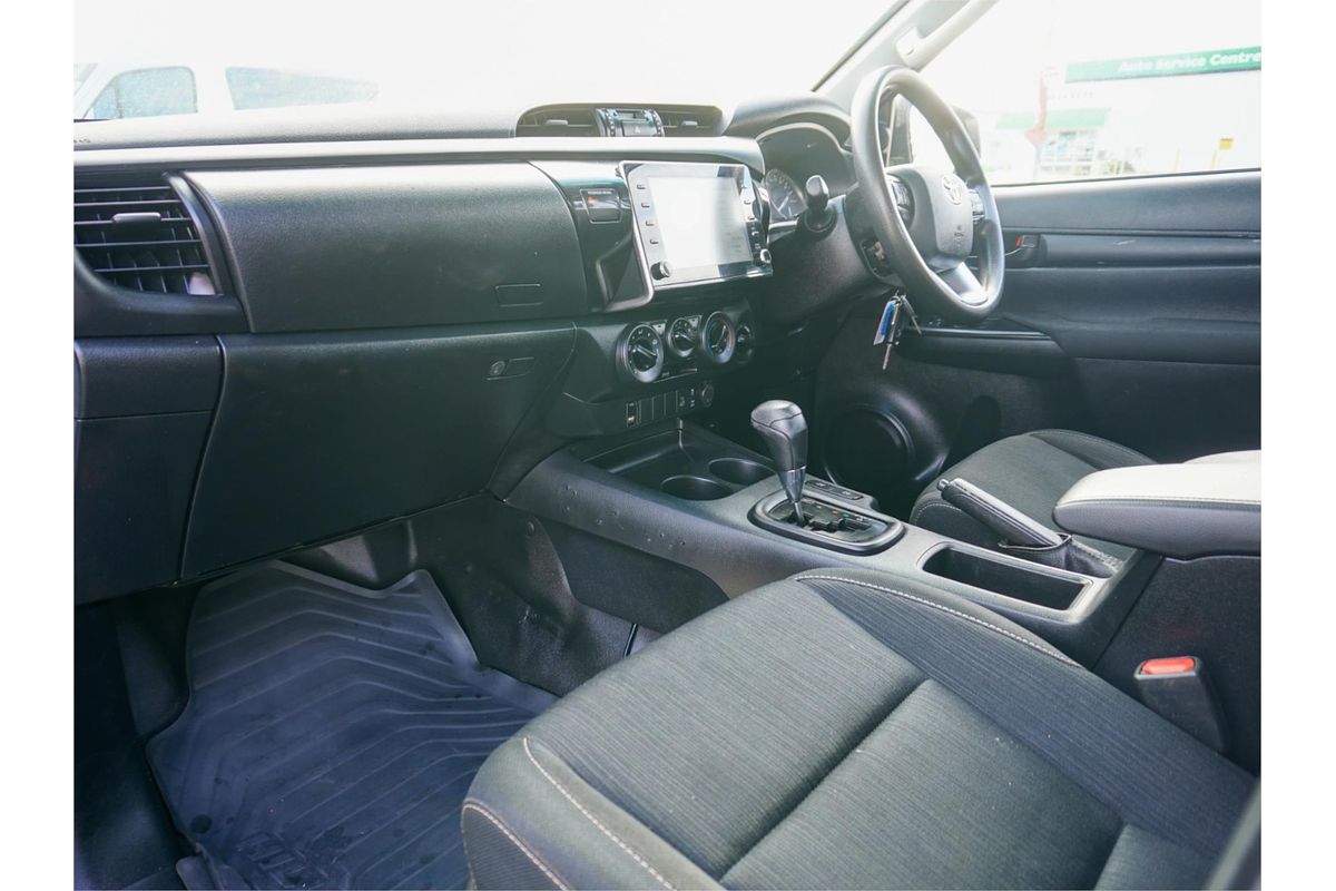 2021 Toyota Hilux SR GUN126R 4X4