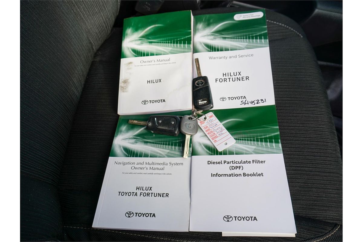 2021 Toyota Hilux SR GUN126R 4X4