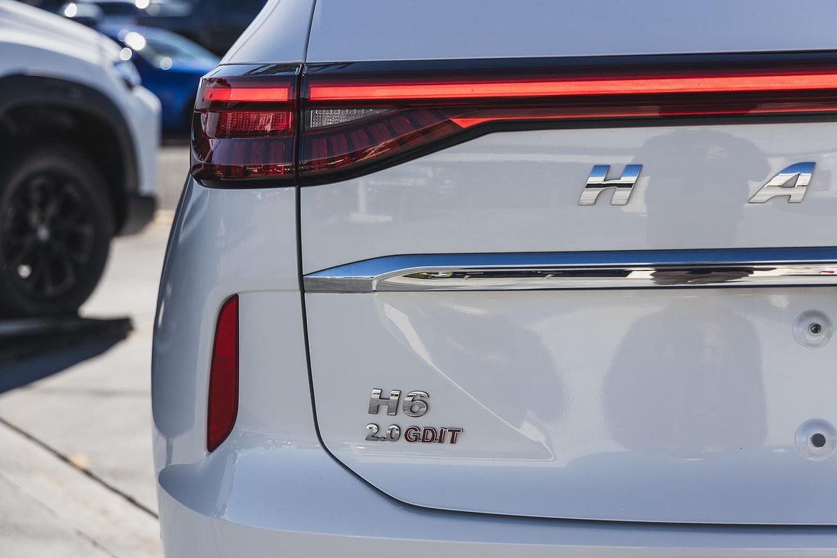 2022 GWM H6 Vanta B01