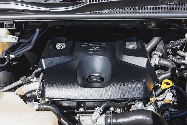 2020 Toyota Hiace Commuter GDH322R