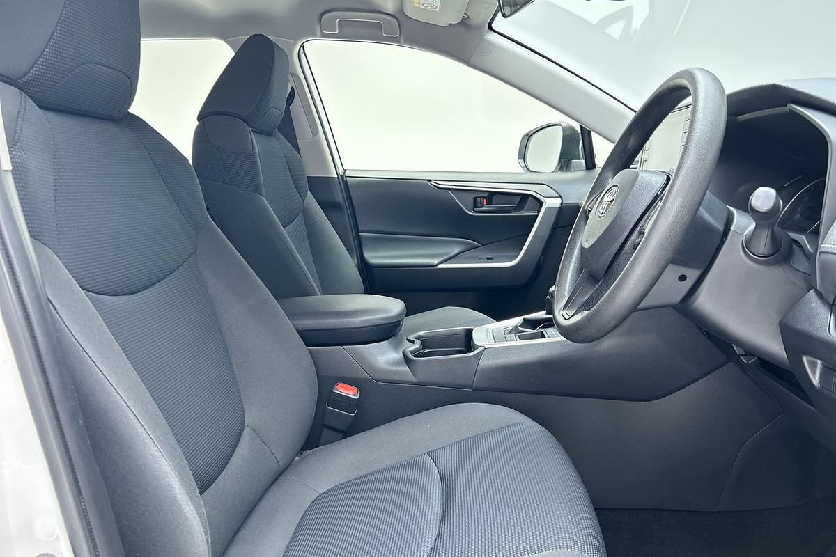 2020 Toyota RAV4 GX AXAH52R