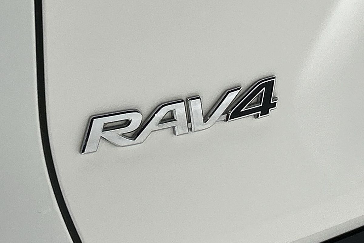2020 Toyota RAV4 GX AXAH52R