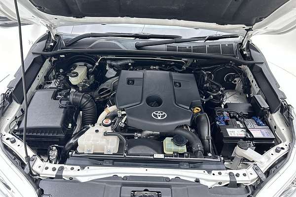 2019 Toyota Hilux SR GUN126R 4X4