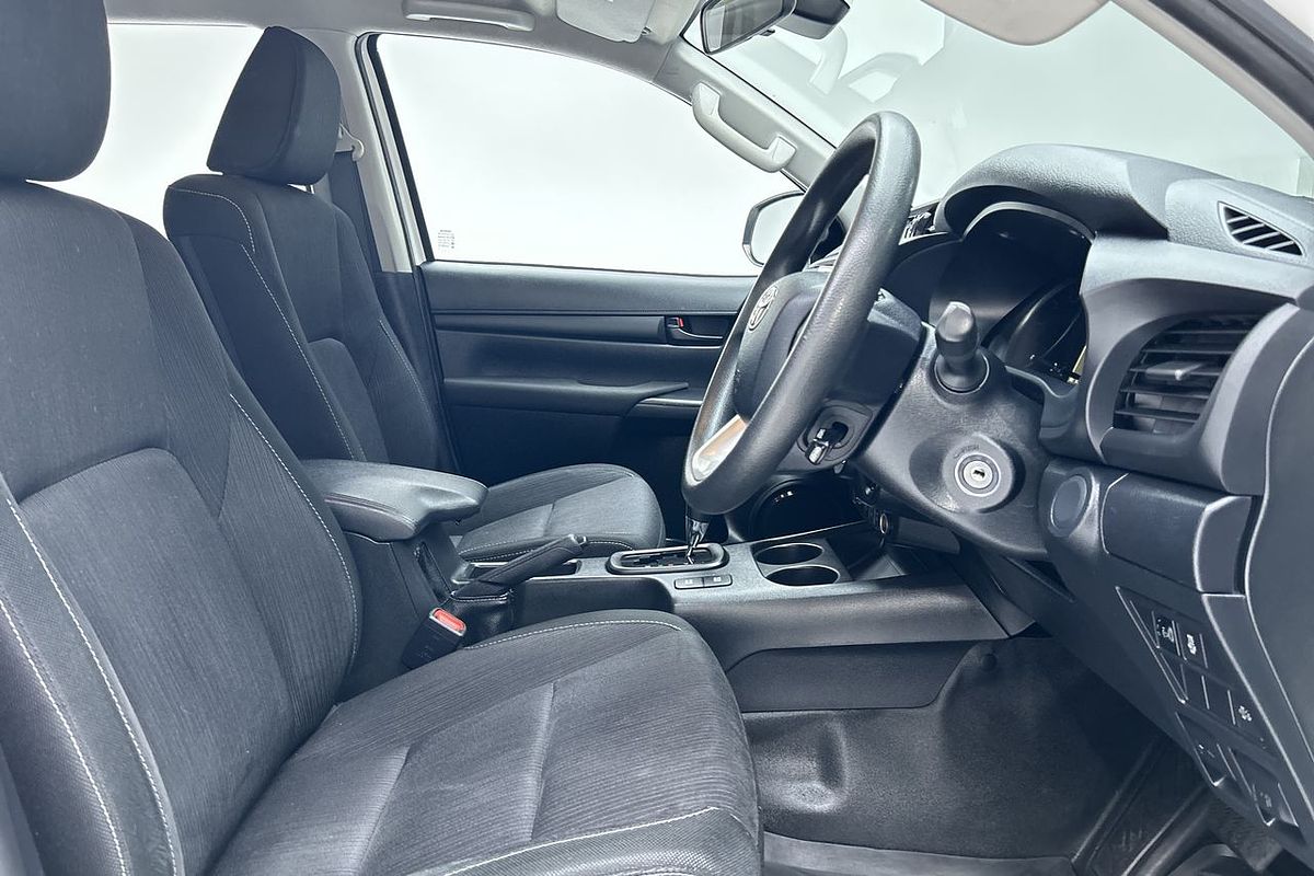 2019 Toyota Hilux SR GUN126R 4X4