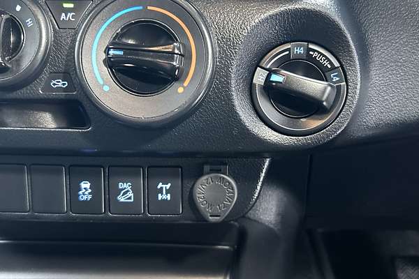 2019 Toyota Hilux SR GUN126R 4X4