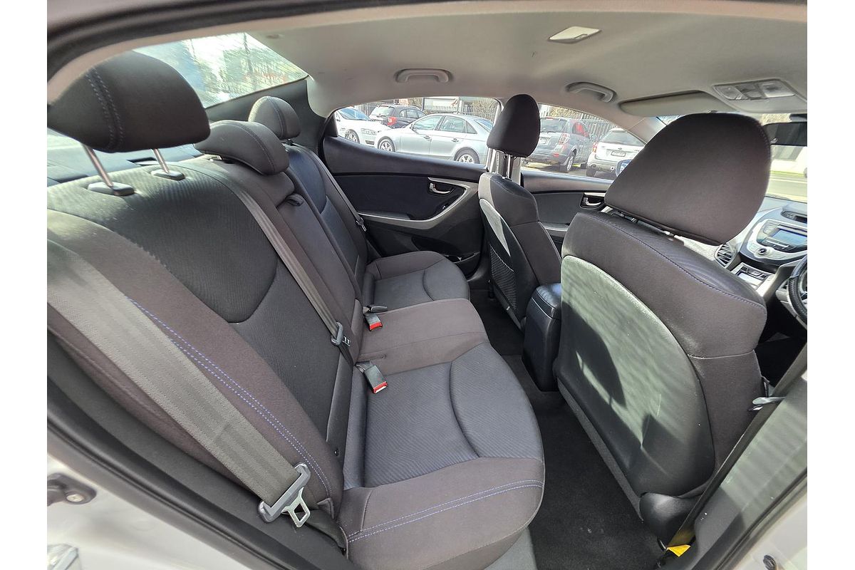 2011 Hyundai Elantra Premium MD