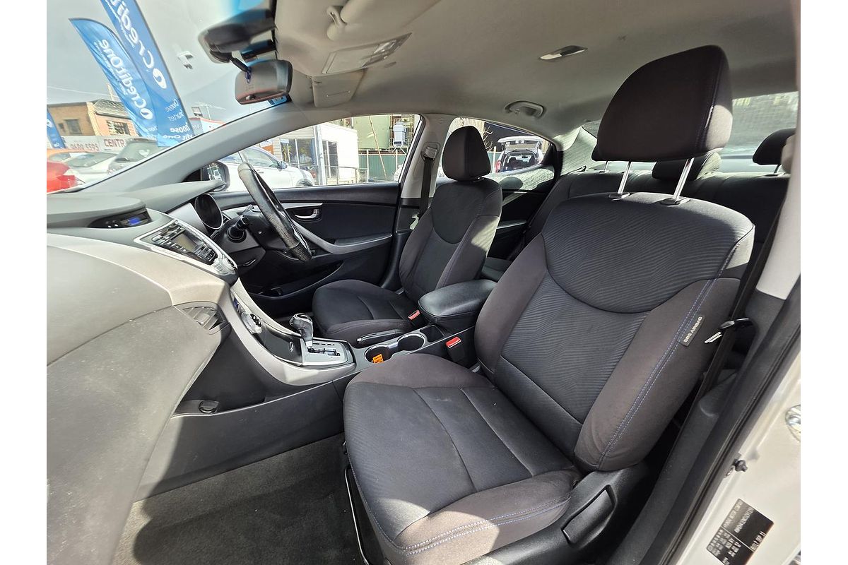 2011 Hyundai Elantra Premium MD