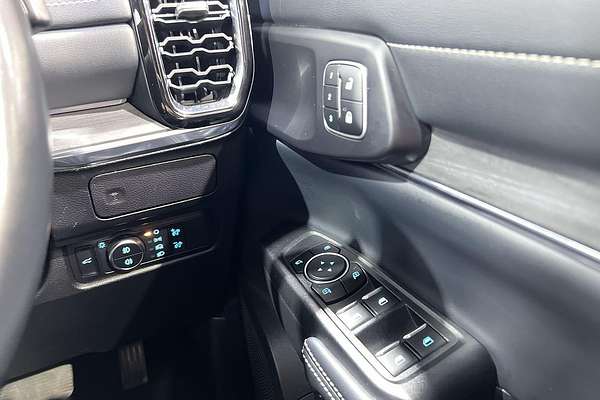 2024 Ford Everest Platinum 3.0L