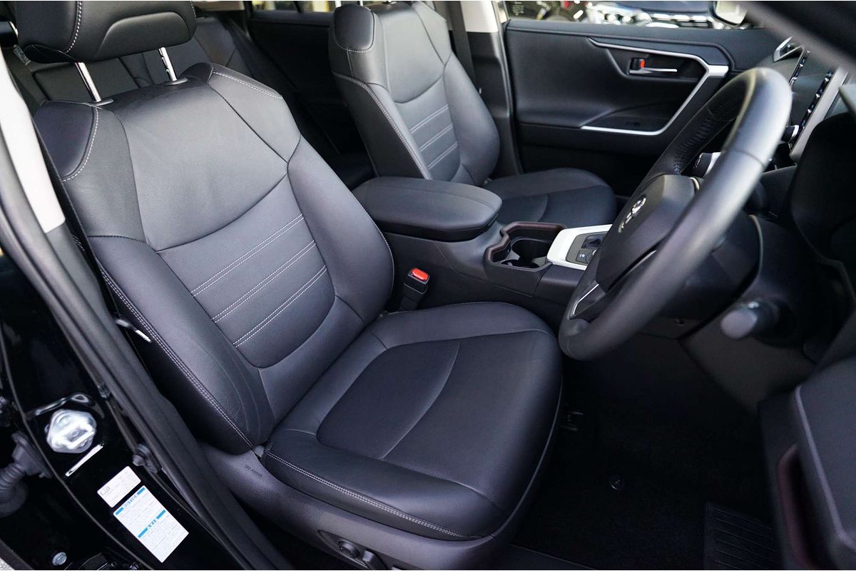 2021 Toyota RAV4 Cruiser AXAH54R