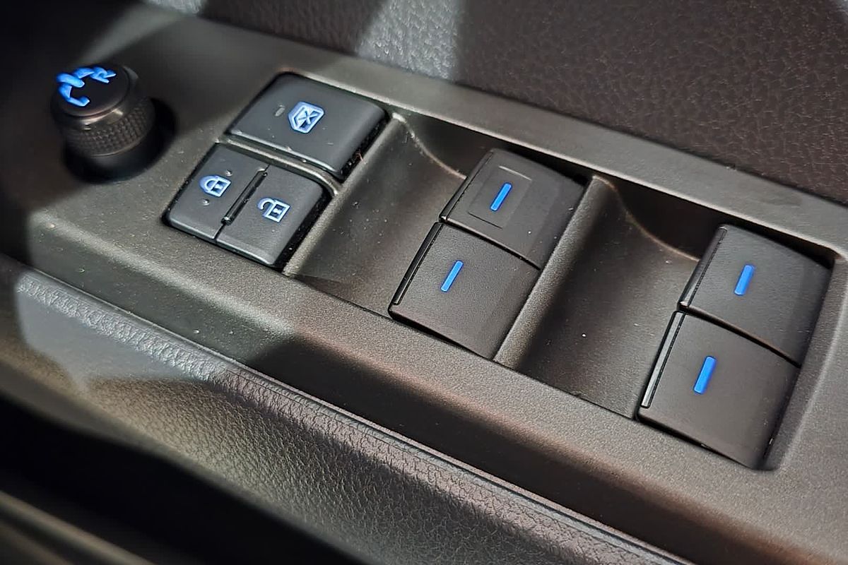 2023 Toyota Camry Ascent AXVH70R