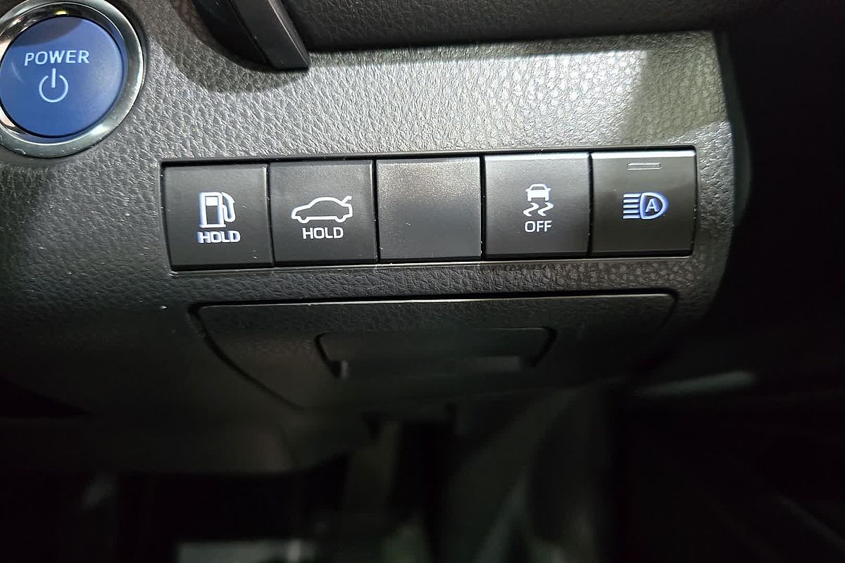 2023 Toyota Camry Ascent AXVH70R