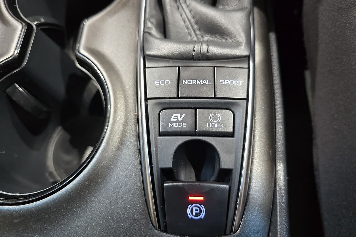 2023 Toyota Camry Ascent AXVH70R