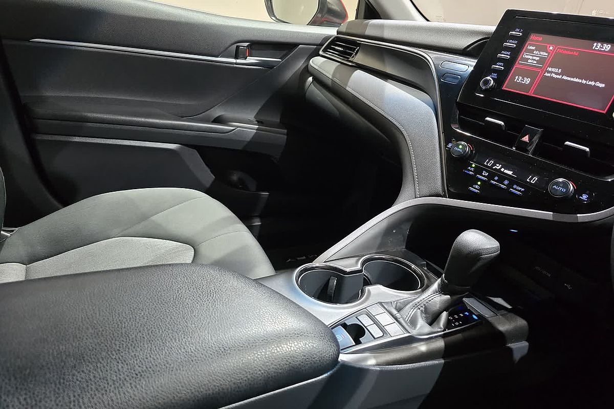2023 Toyota Camry Ascent AXVH70R