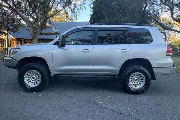 2008 Toyota Landcruiser Sahara VDJ200R
