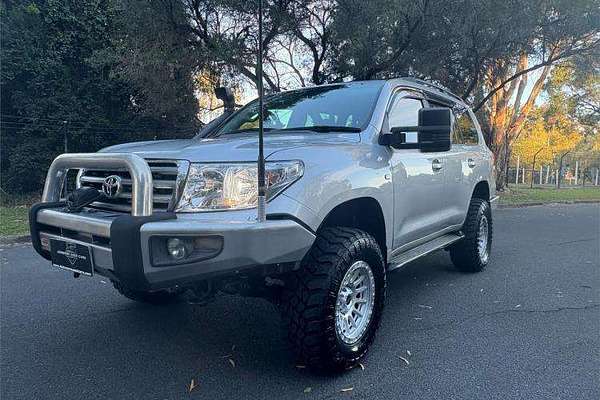2008 Toyota Landcruiser Sahara VDJ200R