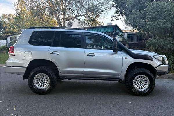 2008 Toyota Landcruiser Sahara VDJ200R