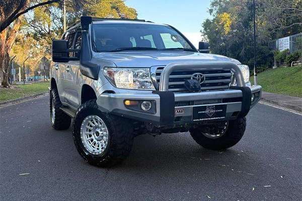 2008 Toyota Landcruiser Sahara VDJ200R
