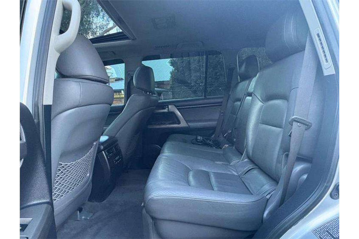 2008 Toyota Landcruiser Sahara VDJ200R