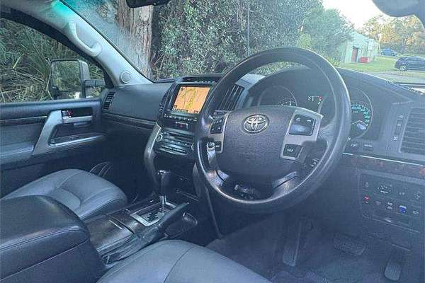 2008 Toyota Landcruiser Sahara VDJ200R