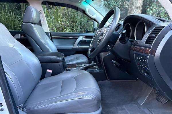 2008 Toyota Landcruiser Sahara VDJ200R