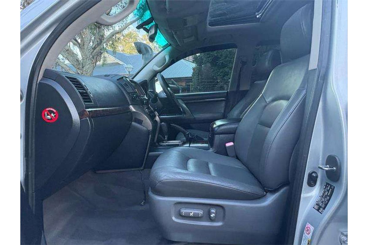 2008 Toyota Landcruiser Sahara VDJ200R