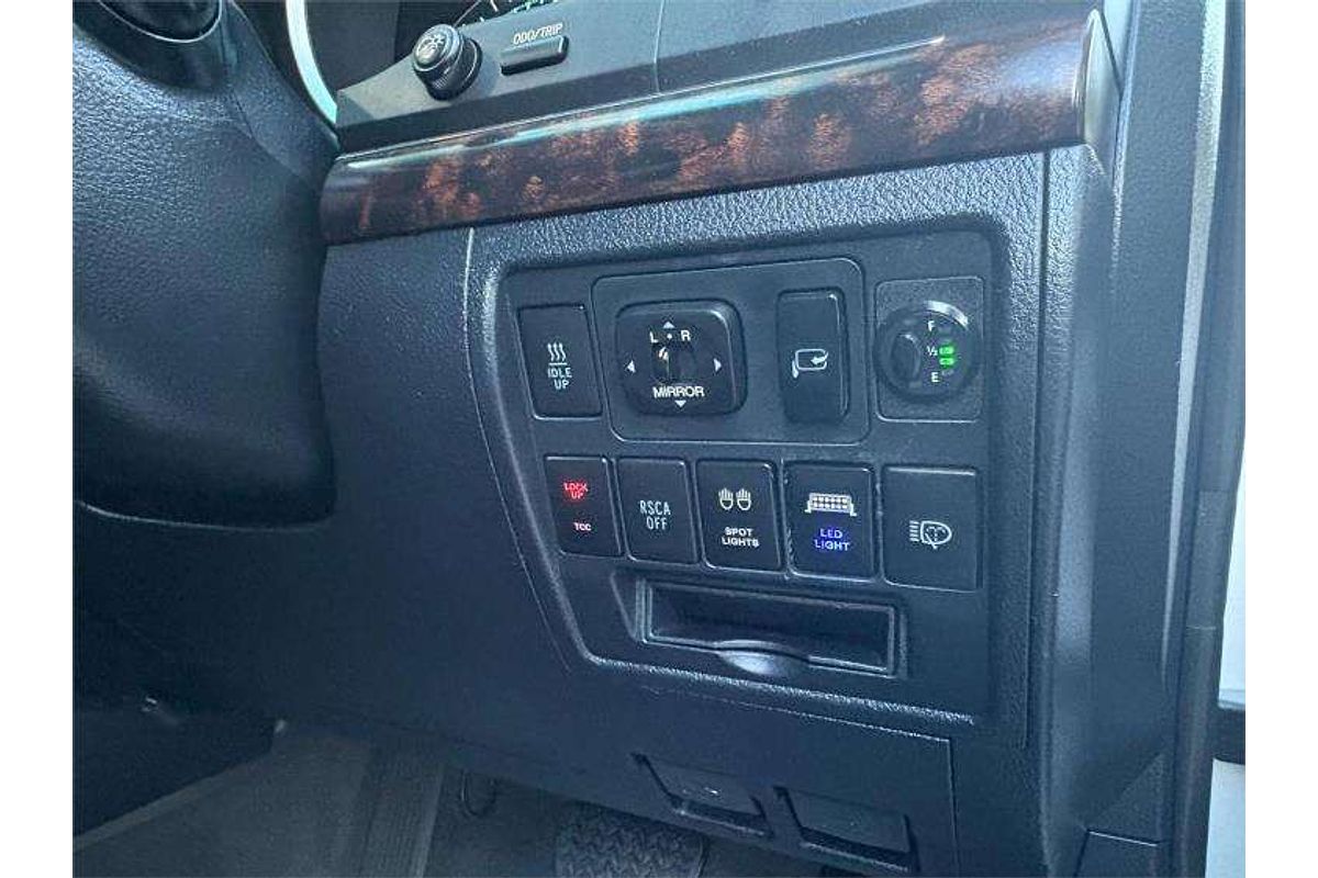 2008 Toyota Landcruiser Sahara VDJ200R