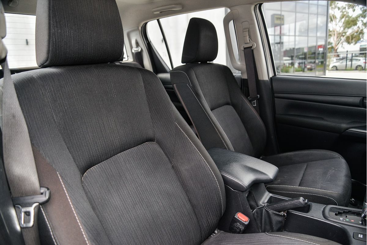 2019 Toyota Hilux SR GUN126R 4X4