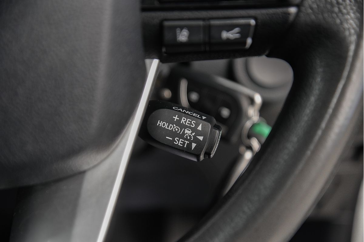2019 Toyota Hilux SR GUN126R 4X4