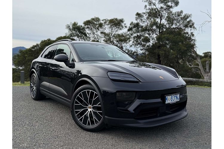 2024 Porsche Macan 4 XAB