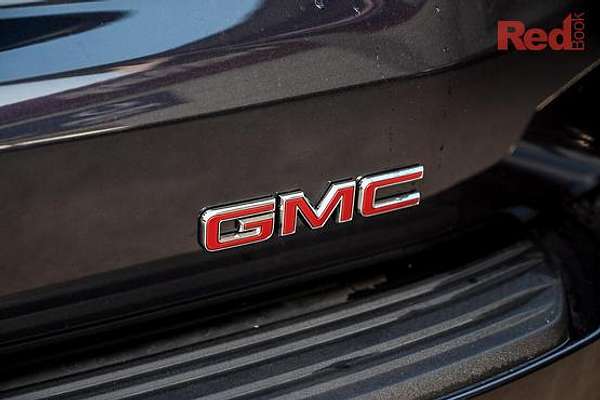 2025 GMC Yukon DENALI MY25