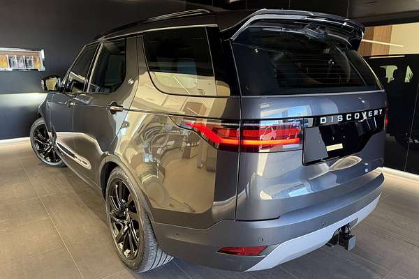 2025 Land Rover Discovery D350 S Series 5