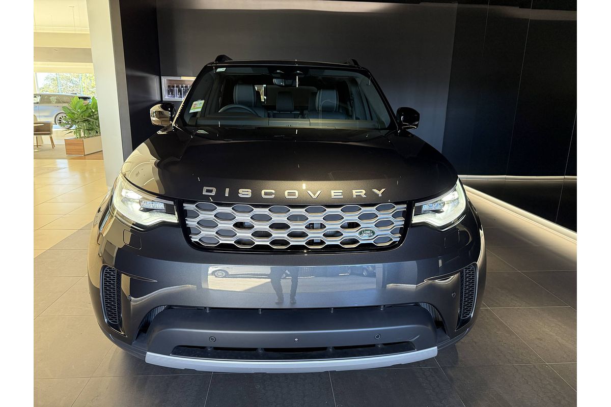 2025 Land Rover Discovery D350 S Series 5