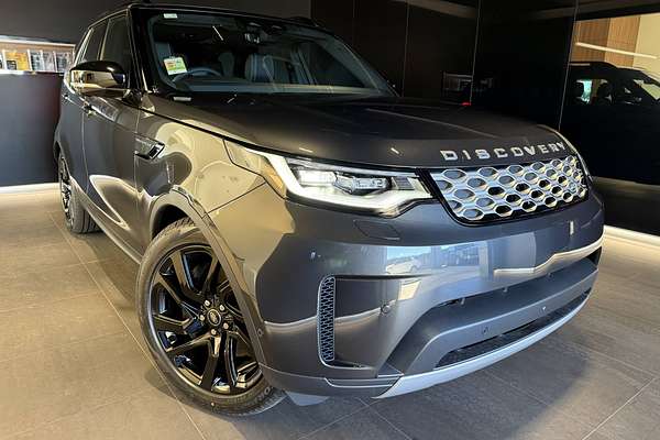 2025 Land Rover Discovery D350 S Series 5