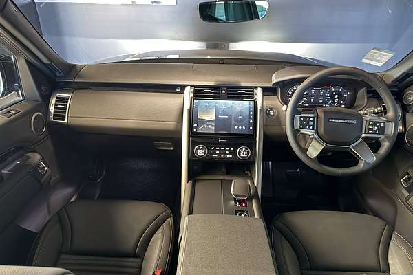 2025 Land Rover Discovery D350 S Series 5
