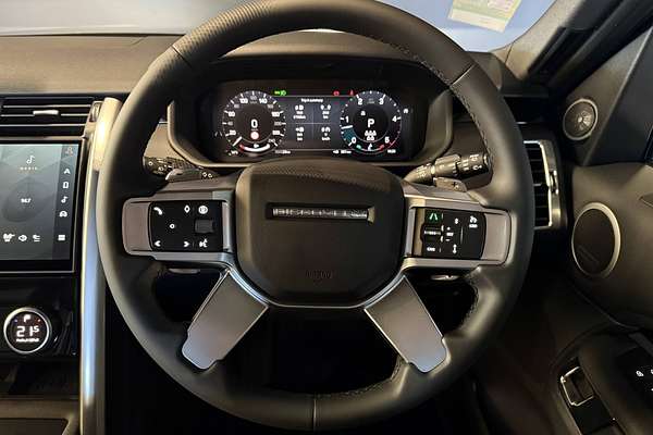 2025 Land Rover Discovery D350 S Series 5
