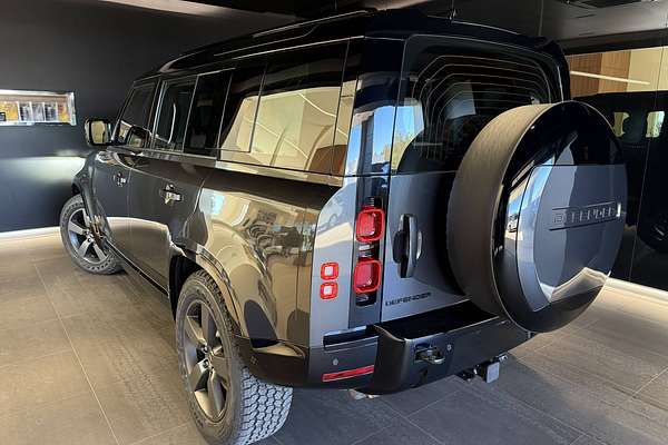 2025 Land Rover Defender 110 D350 X-Dynamic SE L663