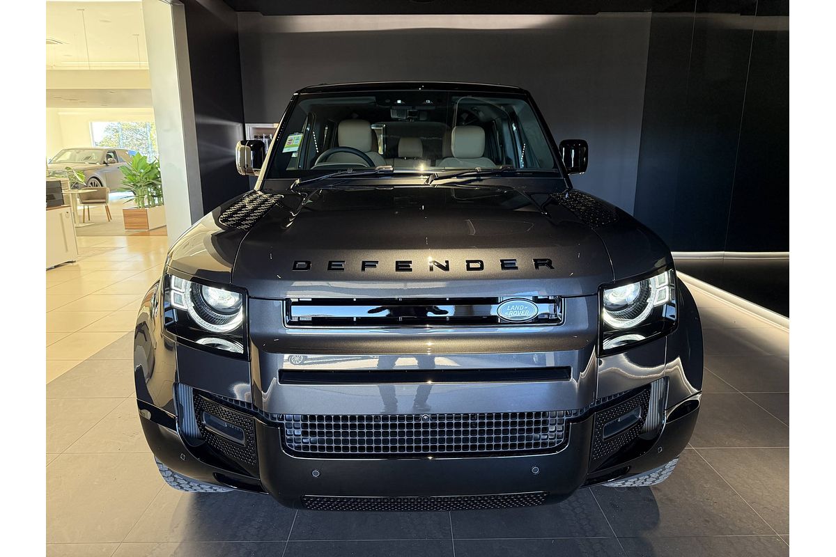 2025 Land Rover Defender 110 D350 X-Dynamic SE L663