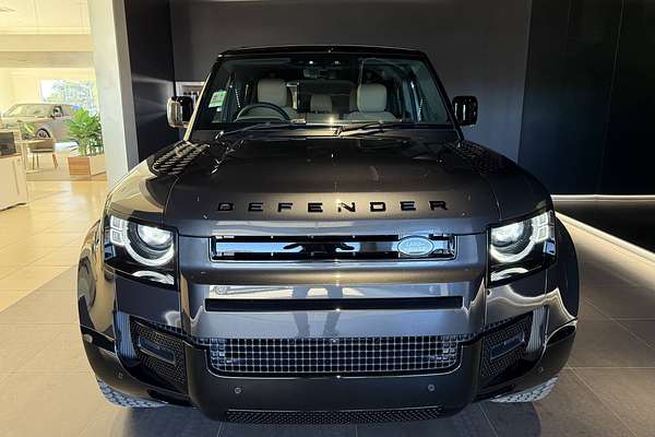 2025 Land Rover Defender 110 D350 X-Dynamic SE L663