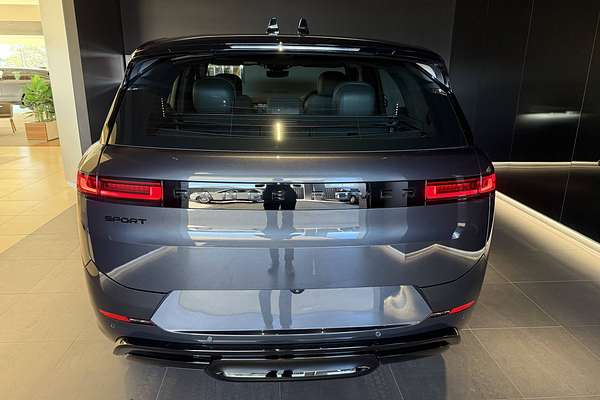 2025 Land Rover Range Rover Sport D250 Dynamic SE L461
