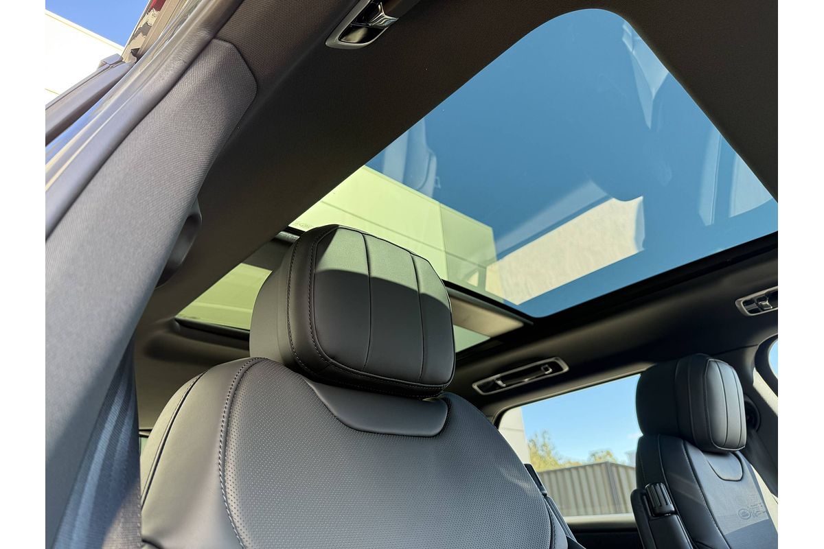 2025 Land Rover Range Rover Sport D250 Dynamic SE L461