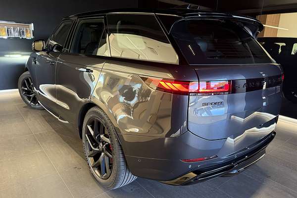 2025 Land Rover Range Rover Sport D250 Dynamic SE L461