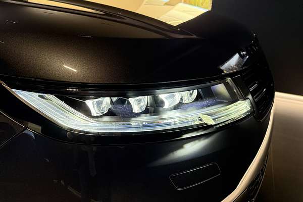 2025 Land Rover Range Rover Sport D250 Dynamic SE L461