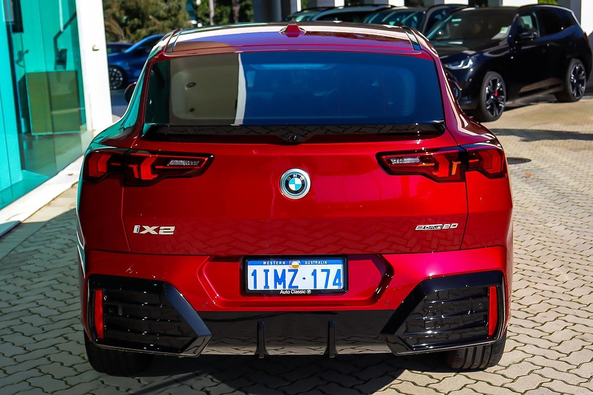 2024 BMW iX2 eDrive20 M Sport U10
