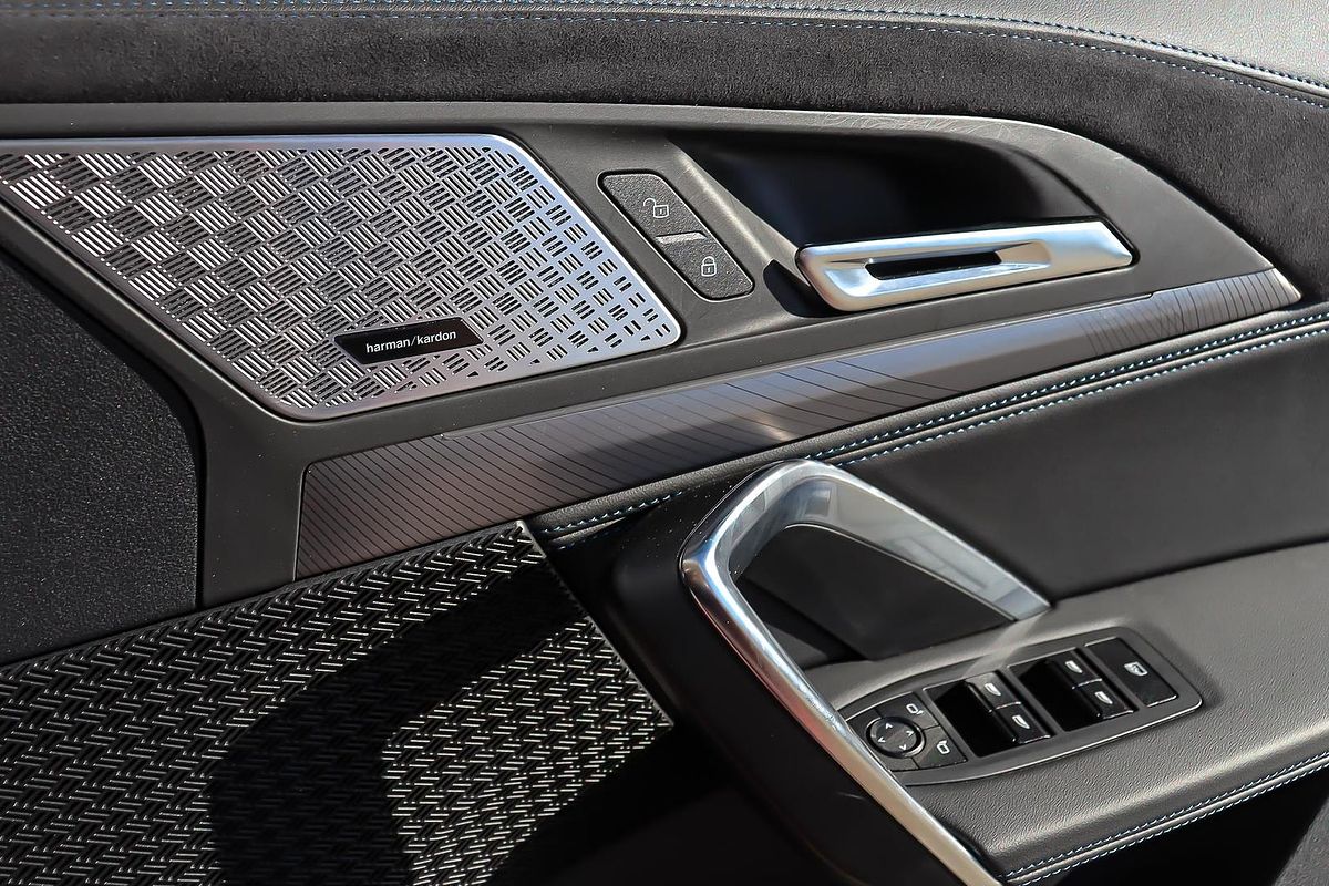 2024 BMW iX2 eDrive20 M Sport U10