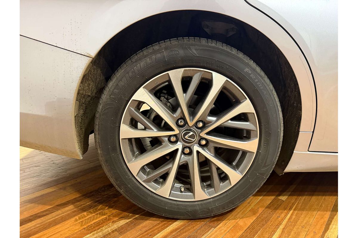 2022 Lexus ES ES250 Luxury AXZA10R